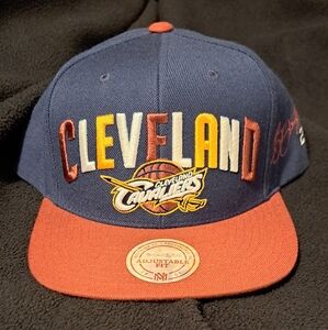 Retro Cleveland Cavaliers Lebron James snap back